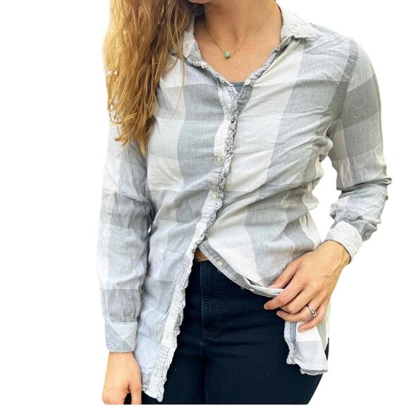 Aerie Grey White Plaid Flannel Top Button Front Ruffle Trim Size Small - Picture 1 of 12